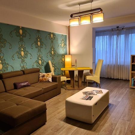 Apartamento Central Cosy Apart Oradea Exterior foto
